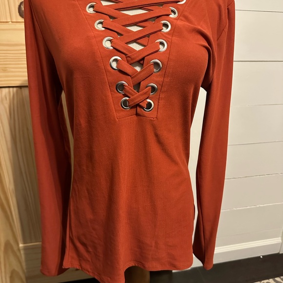 Daytrip Tops - Rust Lace-Up Long Sleeve Top